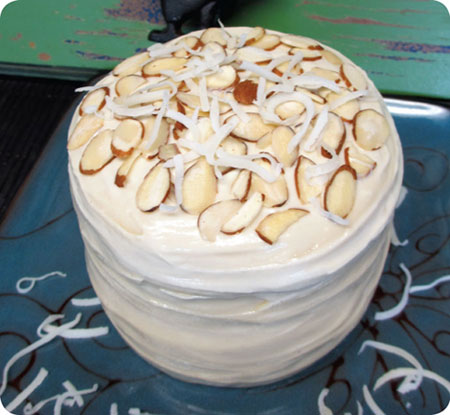 carrot cake cashew lemon frosting