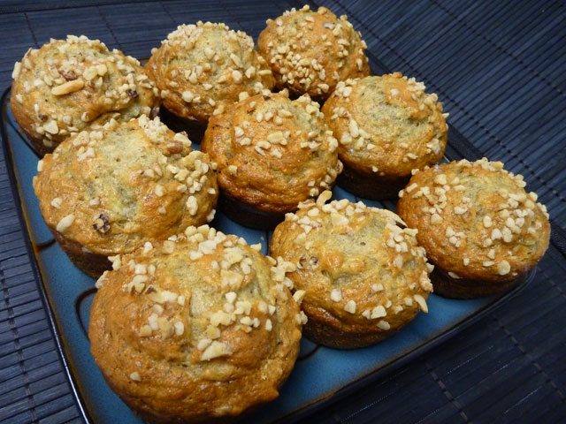 12 banana walnut muffins